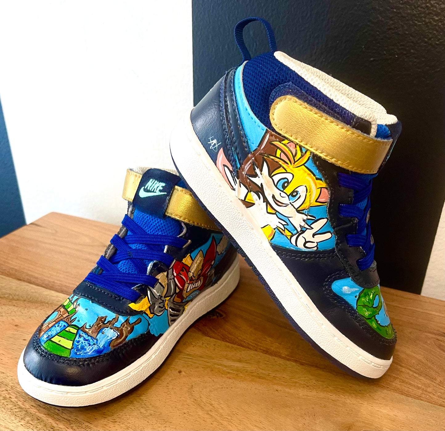 SONIC Nikes - Toddler 9C