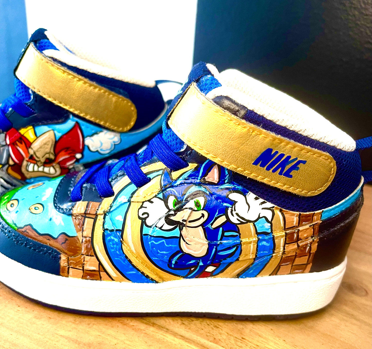 SONIC Nikes - Toddler 9C