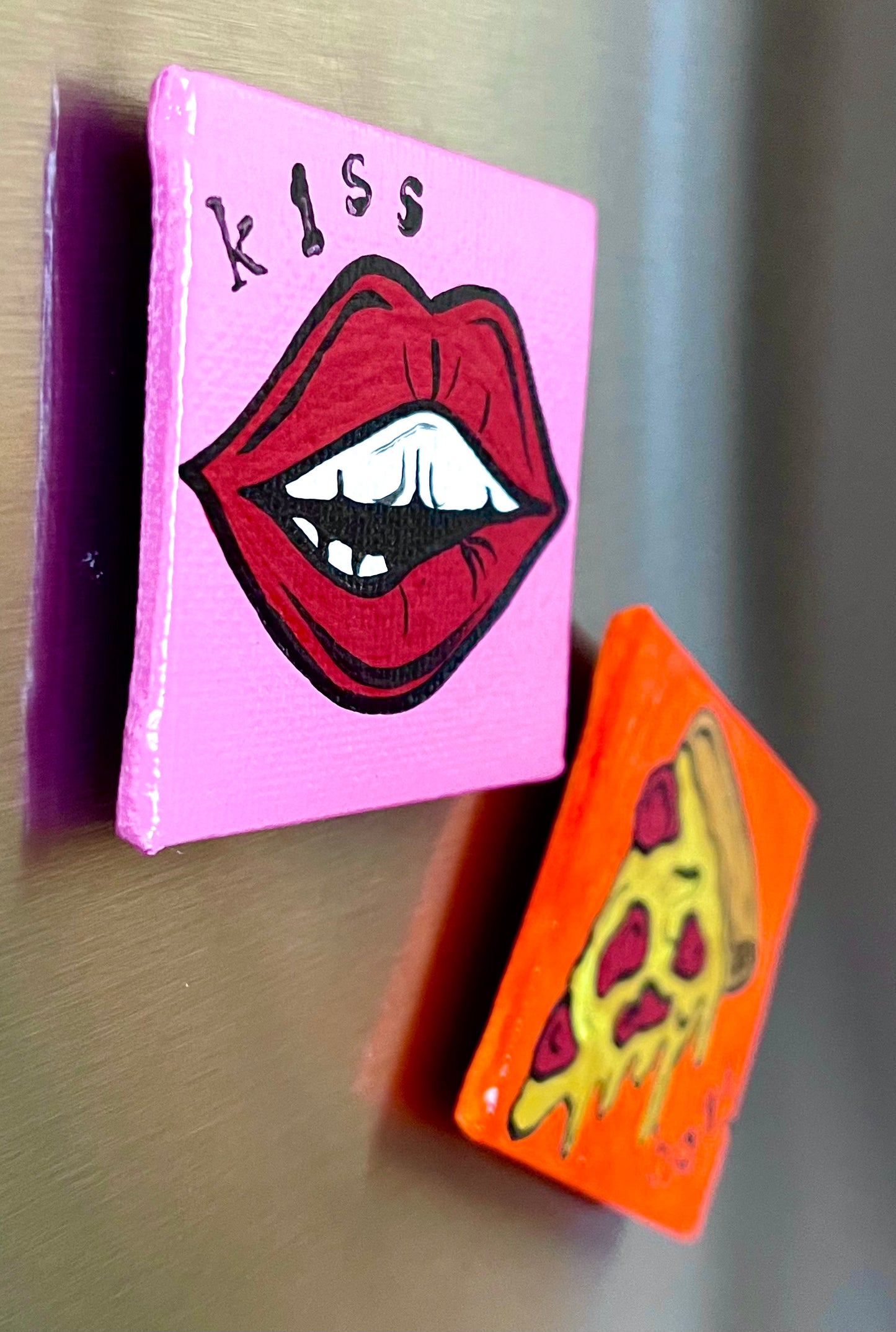 Hot Kiss Magnet Set