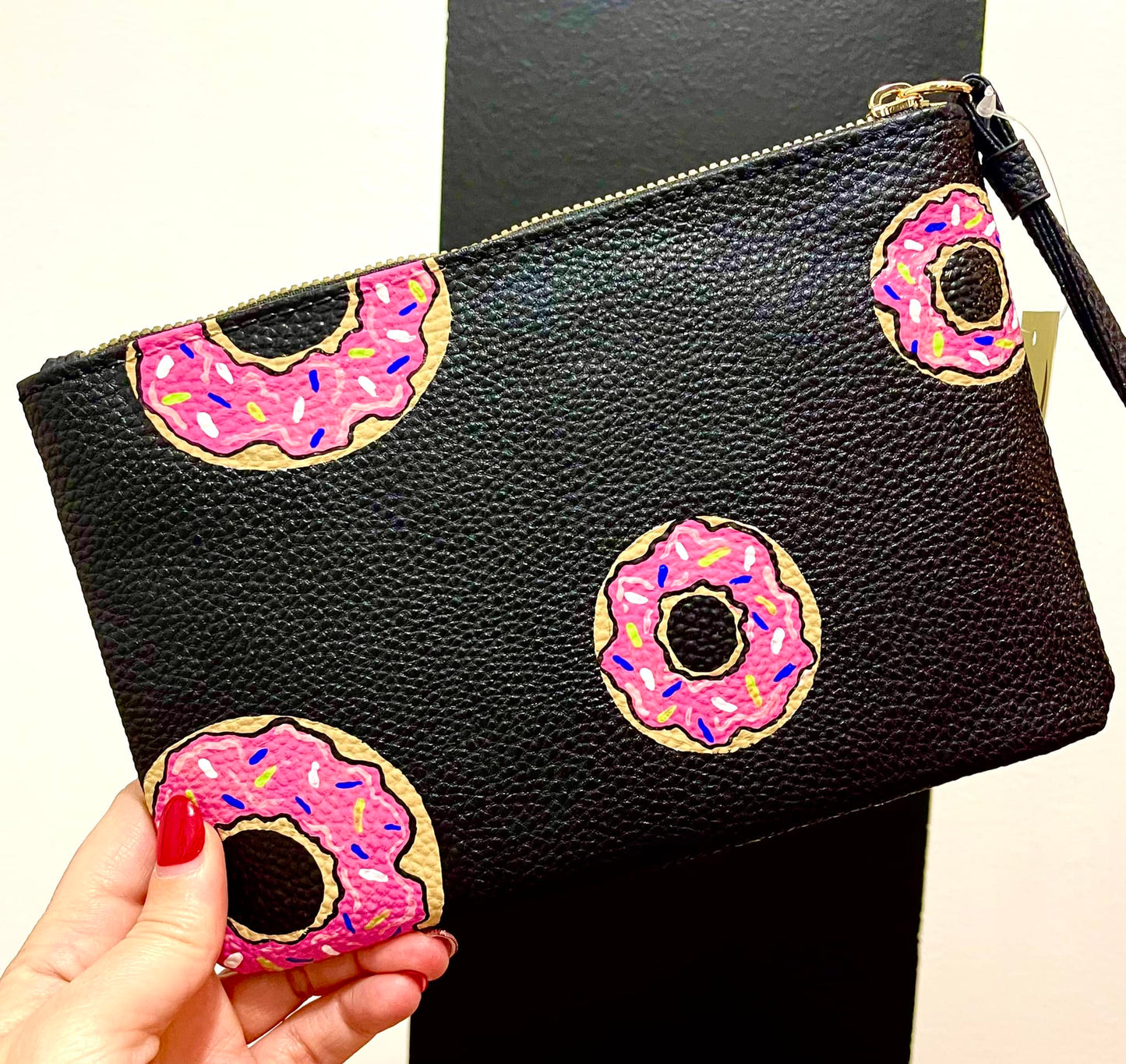 Simpsons Clutch