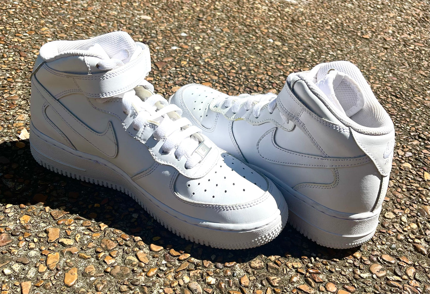 Nike Air Force 1 Mid LE- 7Y or Women’s 8.5