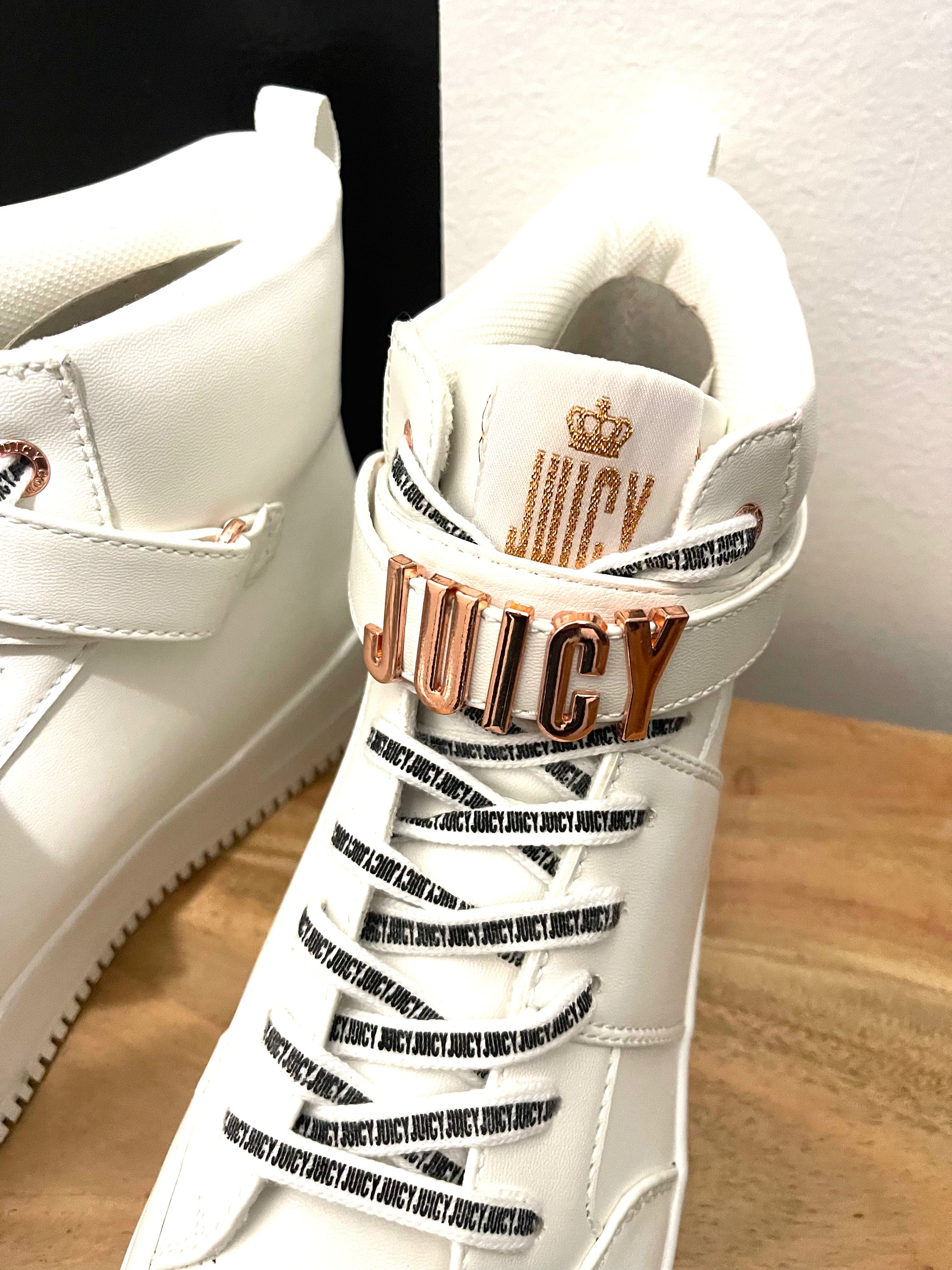 Juicy top couture shoes